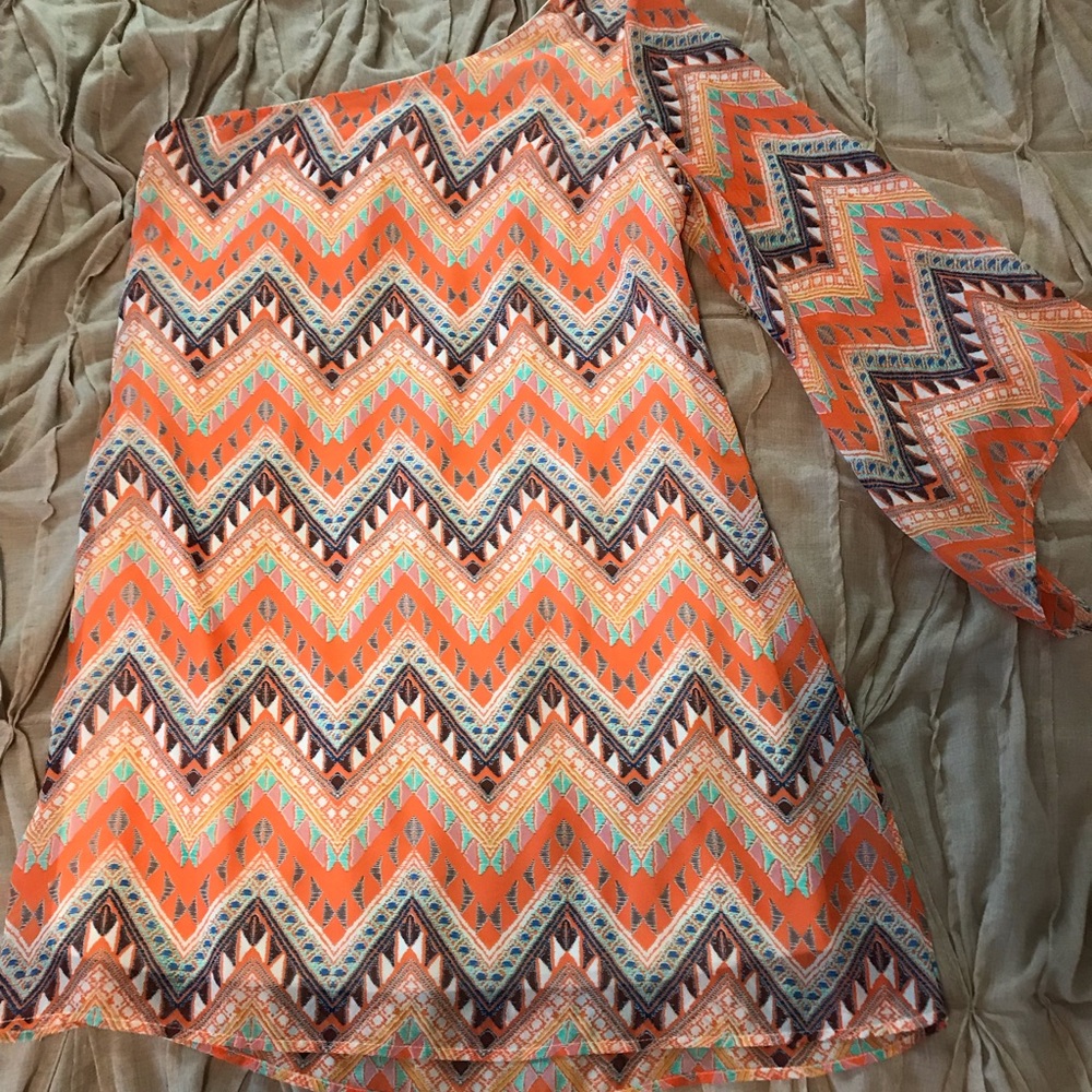 Boutique one shoulder dress size large